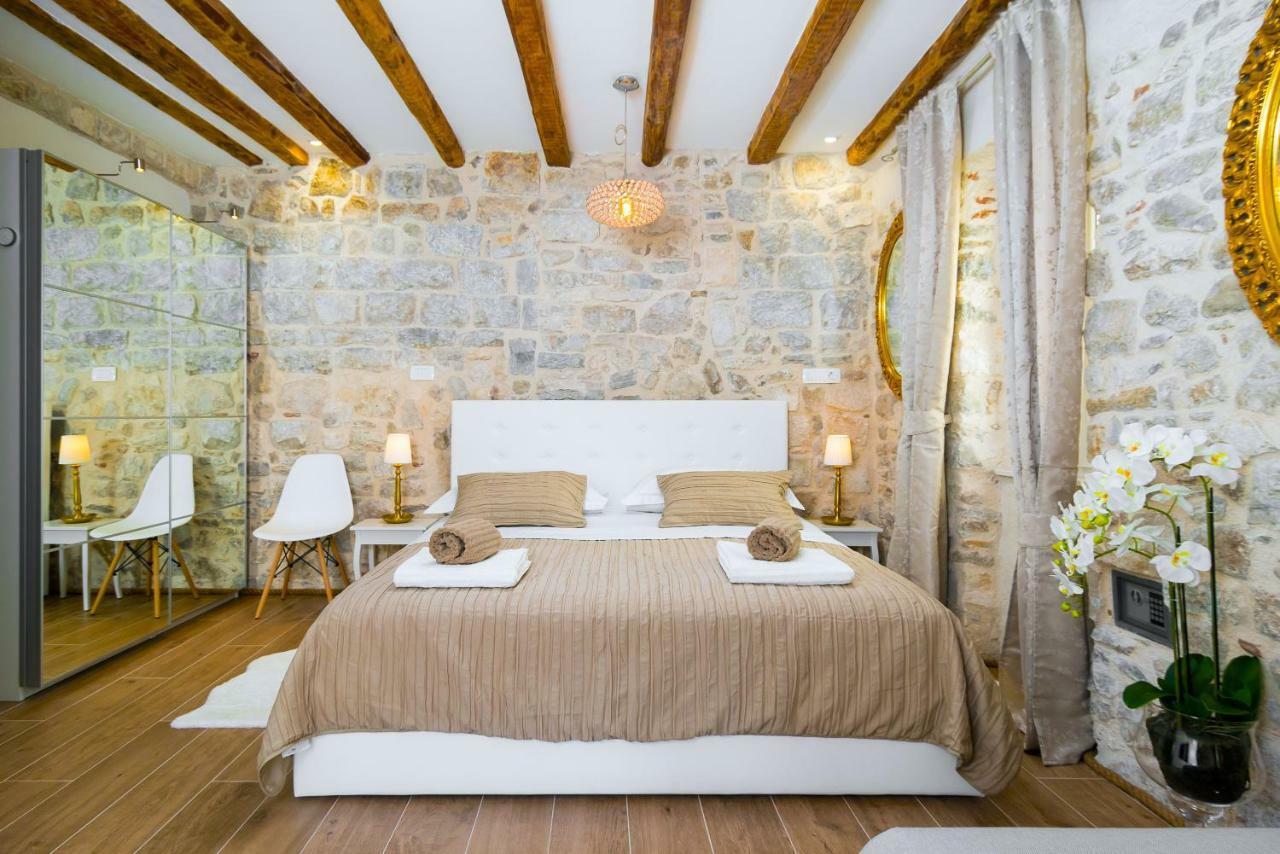 Lux Aurelius In Split Centre Old Town Hotel Exterior photo
